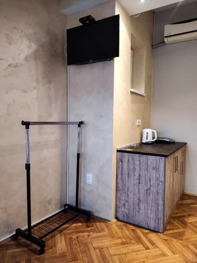 Apartmani Jasmin 노비사드 외부 사진
