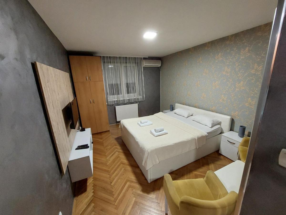 Apartmani Jasmin 노비사드 외부 사진