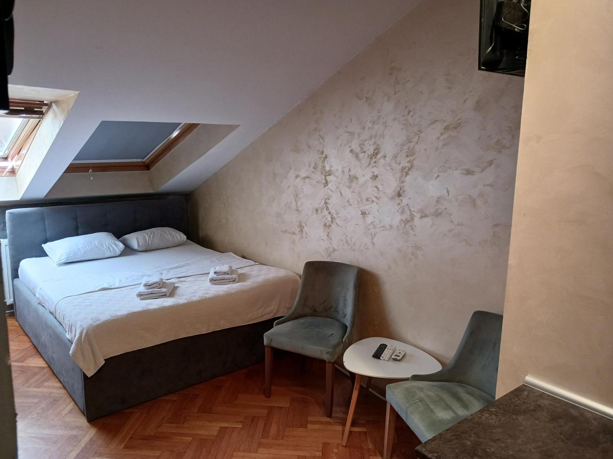 Apartmani Jasmin 노비사드 외부 사진