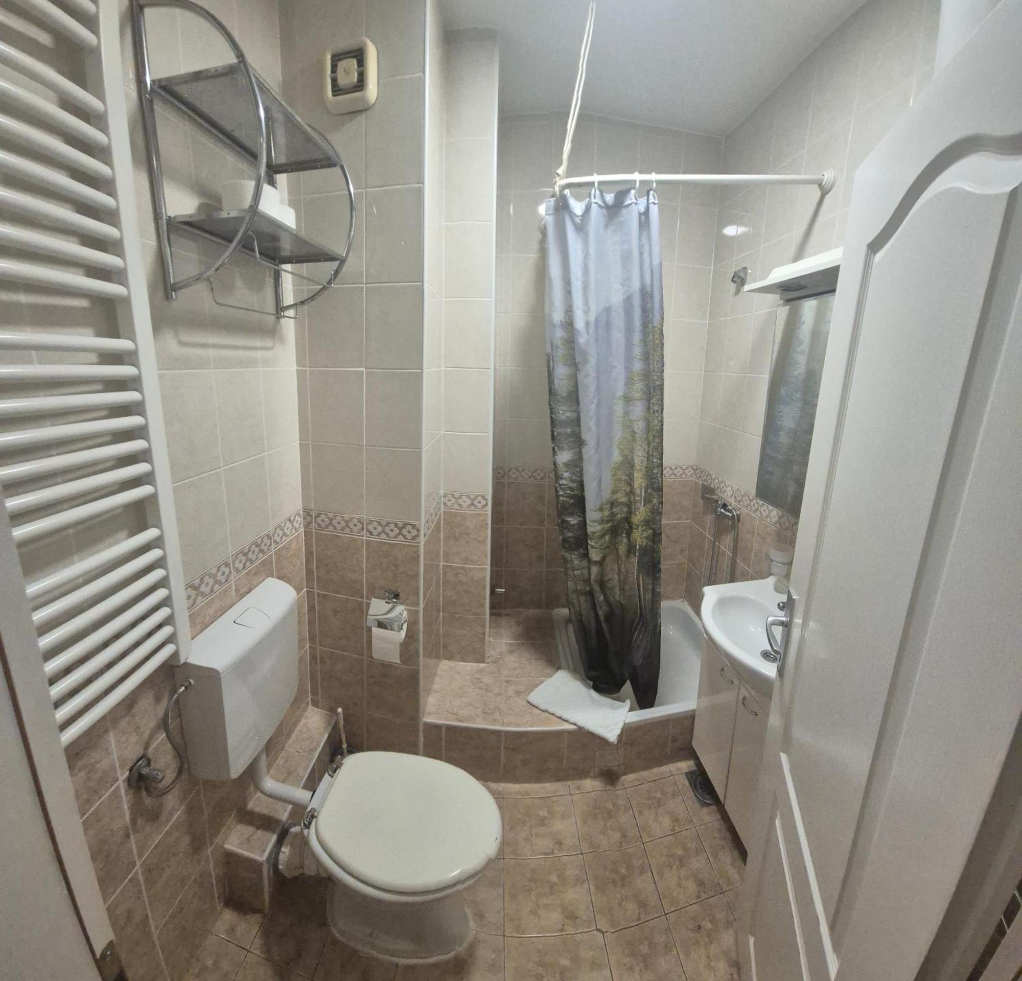 Apartmani Jasmin 노비사드 외부 사진