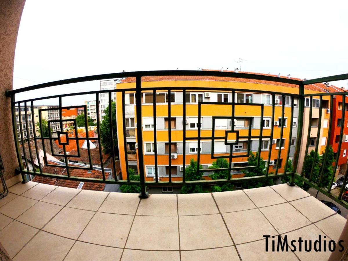 Apartmani Jasmin 노비사드 외부 사진